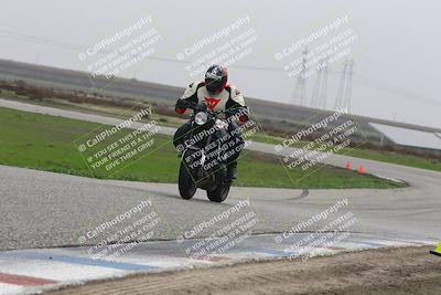 media/Nov-30-2025-TrackDaz (Sun) [[d8b22663df]]/B Group/Session 5 (Wheelie Bump)/